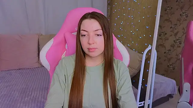 Ann moon   online show from 02-23-25, 03:18