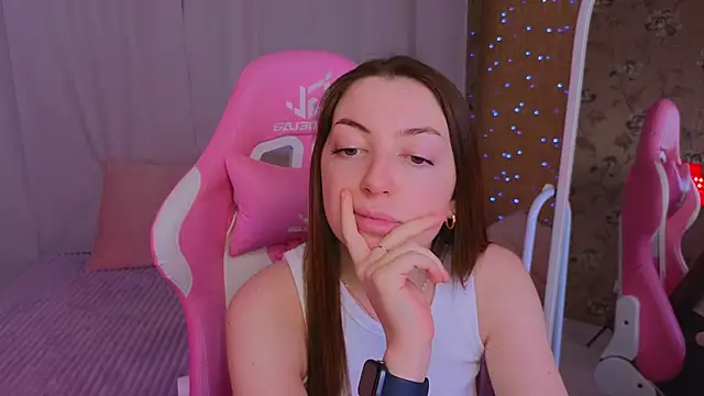 Ann moon   online show from 03-06-25, 04:38