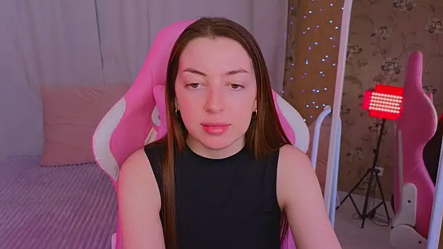 Ann moon   online show from 03-15-25, 12:45