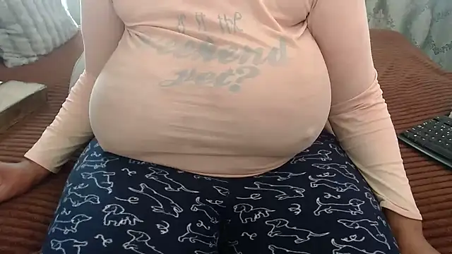 BUBBLYBUNNYxx online show from 05-08-26, 05:57