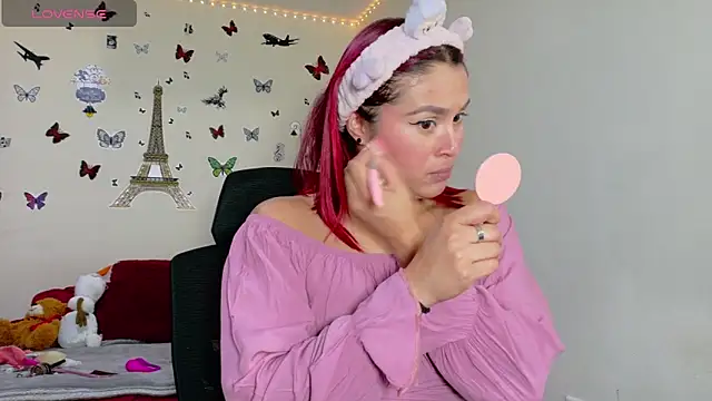 Sophie new25 online show from 05-06-26, 11:48