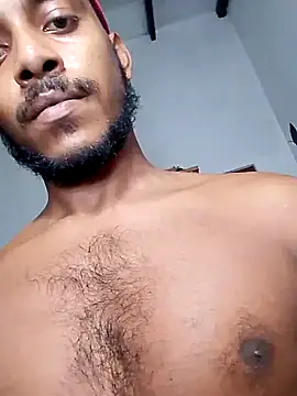 Snapshot of Lankabee chatting on 11-14-25, 12:42 Lankabee online show from 11-14-25, 12:42