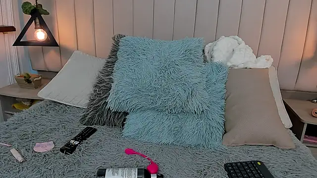 Paulina Lopezz online show from 03-10-25, 11:38