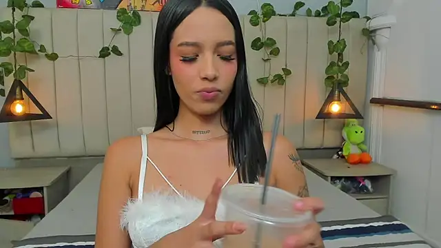 Paulina Lopezz online show from 02-12-26, 09:10