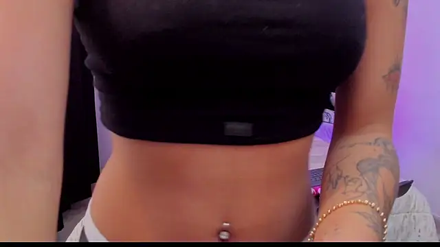 Snapshot of Paulina_Lopezz chatting on 04-14-26, 08:59 Paulina Lopezz online show from 04-14-26, 08:59