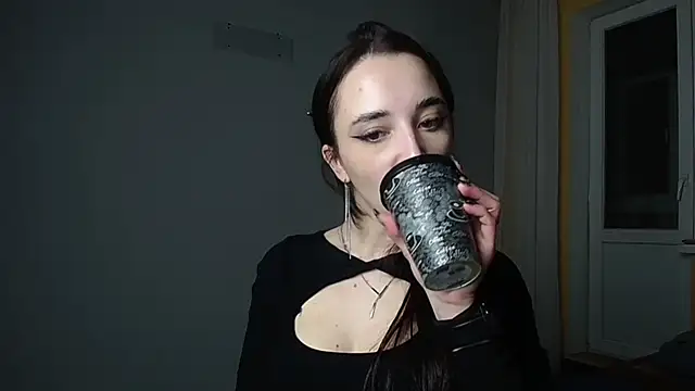 Snapshot of Eva_Gloryy chatting on 01-23-25, 05:21 Eva Gloryy online show from 01-23-25, 05:21