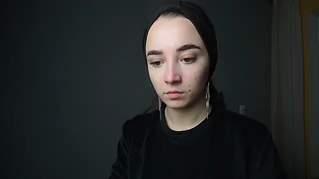 Snapshot of Eva_Gloryy chatting on 02-13-25, 05:44 Eva Gloryy online show from 02-13-25, 05:44