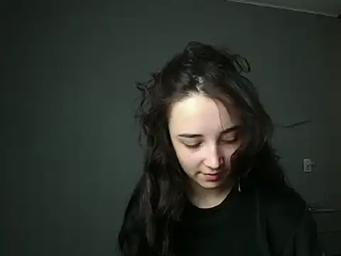 Snapshot of Eva_Gloryy chatting on 03-01-25, 11:39 Eva Gloryy online show from 03-01-25, 11:39