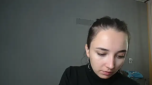 Eva Gloryy online show from 10-12-25, 10:14