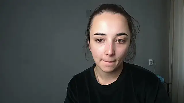 Eva Gloryy online show from 10-19-25, 11:22