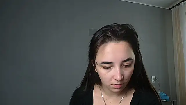 Eva Gloryy online show from 10-28-25, 10:08