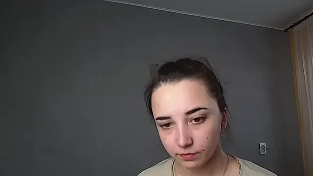 Snapshot of Eva_Gloryy chatting on 03-12-26, 08:53 Eva Gloryy online show from 03-12-26, 08:53
