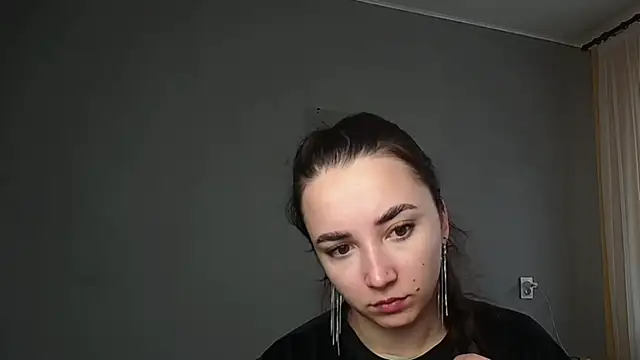 Snapshot of Eva_Gloryy chatting on 03-19-26, 08:18 Eva Gloryy online show from 03-19-26, 08:18
