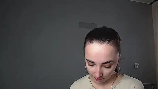 Snapshot of Eva_Gloryy chatting on 03-29-26, 02:17 Eva Gloryy online show from 03-29-26, 02:17