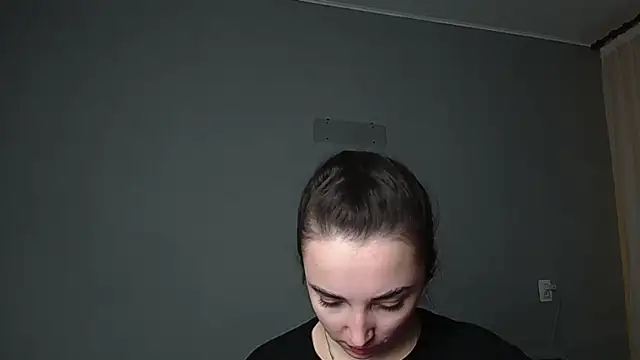 Snapshot of Eva_Gloryy chatting on 04-03-26, 04:38 Eva Gloryy online show from 04-03-26, 04:38