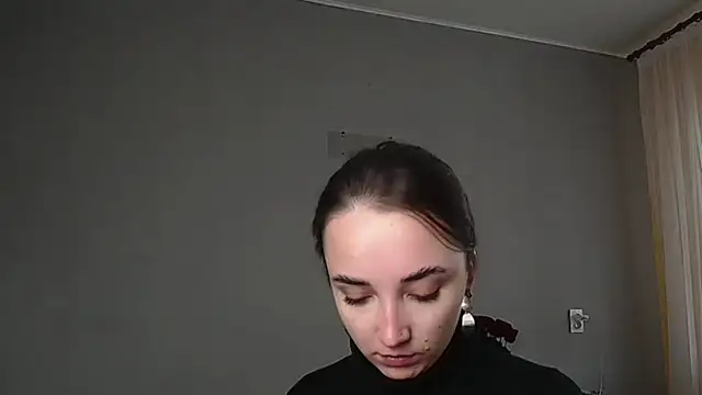 Snapshot of Eva_Gloryy chatting on 04-19-26, 03:11 Eva Gloryy online show from 04-19-26, 03:11