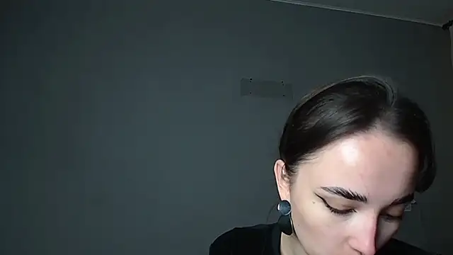 Snapshot of Eva_Gloryy chatting on 04-29-26, 05:30 Eva Gloryy online show from 04-29-26, 05:30