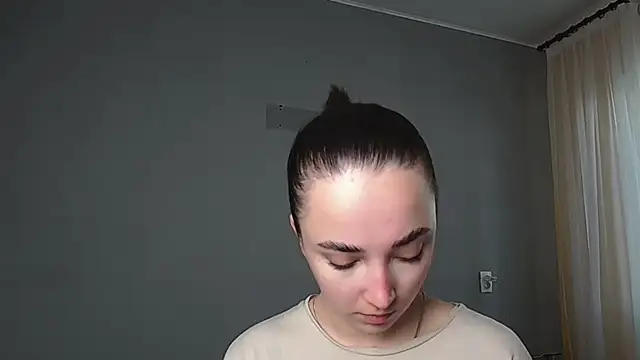 Snapshot of Eva_Gloryy chatting on 05-06-26, 07:24 Eva Gloryy online show from 05-06-26, 07:24