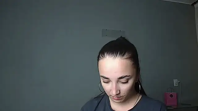 Eva Gloryy online show from 06-20-26, 07:05