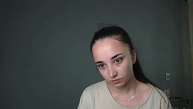 Eva Gloryy online show from 06-25-26, 11:26