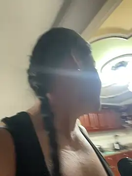 Lili  taylor online show from 01-18-26, 10:57