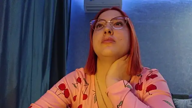 Snapshot of HotBrandyX chatting on 02-02-26, 04:17 HotBrandyX online show from 02-02-26, 04:17