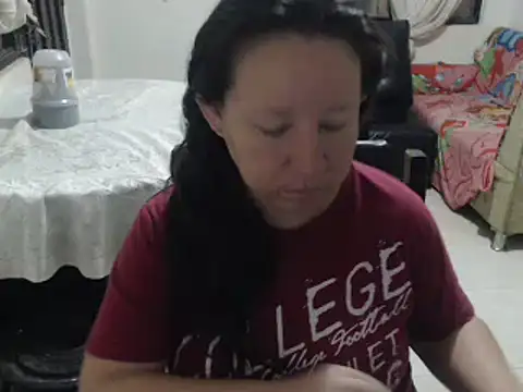 Snapshot of Yohis_Kiut25 chatting on 02-04-25, 01:23 Yohis Kiut25 online show from 02-04-25, 01:23