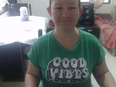 Snapshot of Yohis_Kiut25 chatting on 02-06-25, 12:16 Yohis Kiut25 online show from 02-06-25, 12:16