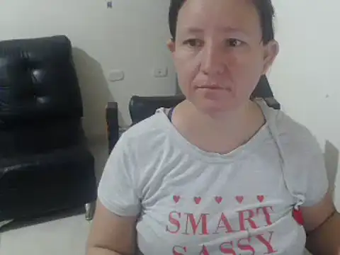 Snapshot of Yohis_Kiut25 chatting on 02-20-25, 03:45 Yohis Kiut25 online show from 02-20-25, 03:45