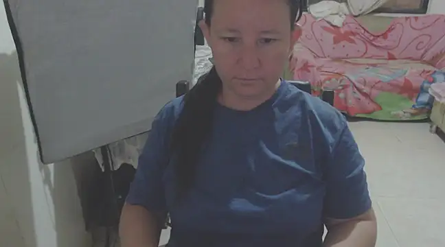 Snapshot of Yohis_Kiut25 chatting on 02-27-25, 02:10 Yohis Kiut25 online show from 02-27-25, 02:10