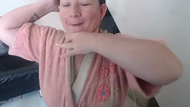 Snapshot of Yohis_Kiut25 chatting on 09-11-25, 08:09 Yohis Kiut25 online show from 09-11-25, 08:09