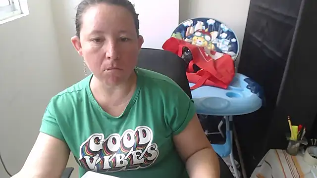 Yohis Kiut25 online show from 12-21-25, 06:15