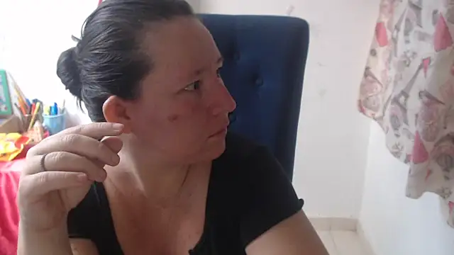 Yohis Kiut25 online show from 03-18-26, 08:01