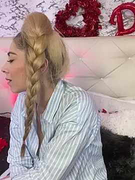 viktoria davis  online show from 02-15-25, 01:42