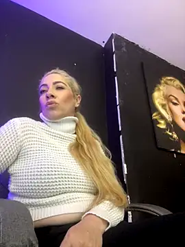 viktoria davis  online show from 10-10-25, 10:53