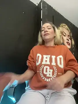 viktoria davis  online show from 03-04-26, 10:16