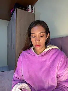 zoe storm online show from 02-25-26, 03:05