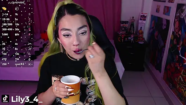 Snapshot of lily3_4 chatting on 03-27-26, 07:03 lily3 4 online show from 03-27-26, 07:03