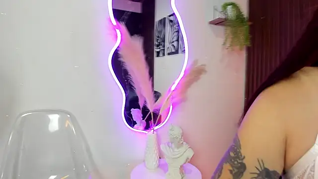 Georgina caruso online show from 03-12-25, 08:10