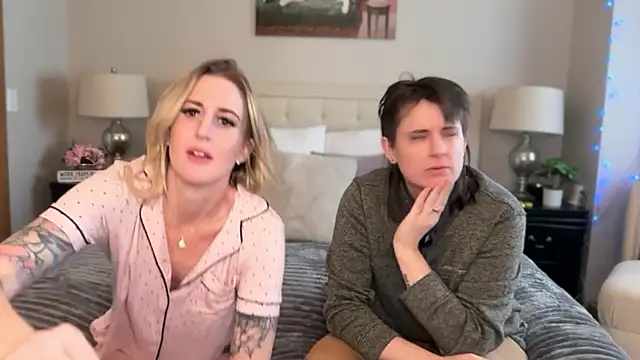 Officiallyonlytams online show from 01-16-26, 06:34