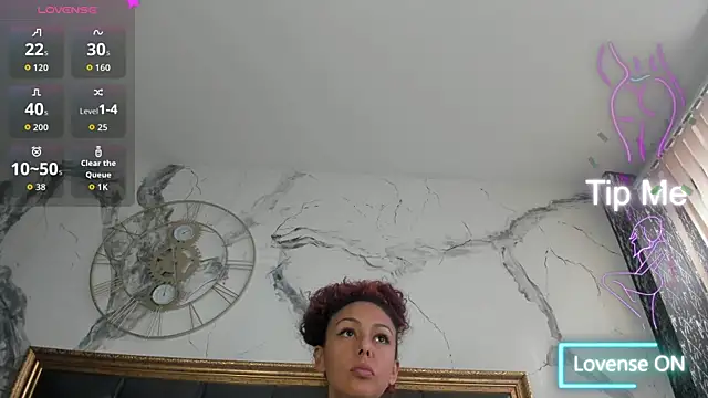 Snapshot of DalayMoore chatting on 02-15-26, 07:10 DalayMoore online show from 02-15-26, 07:10