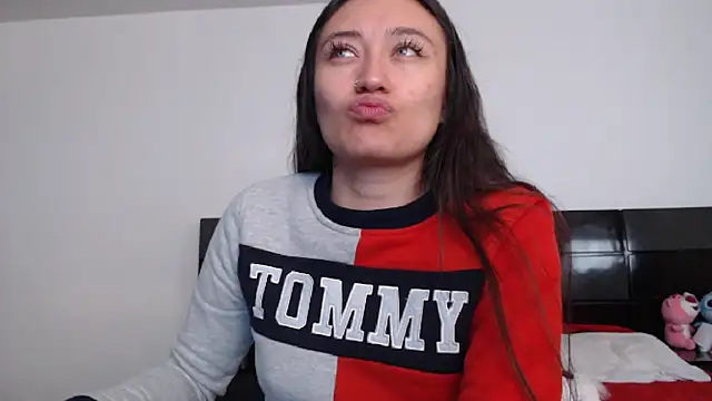 Elsa-bad online show from 02-18-25, 12:17