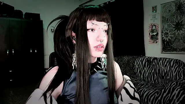 roxy toxic online show from 03-06-26, 01:35