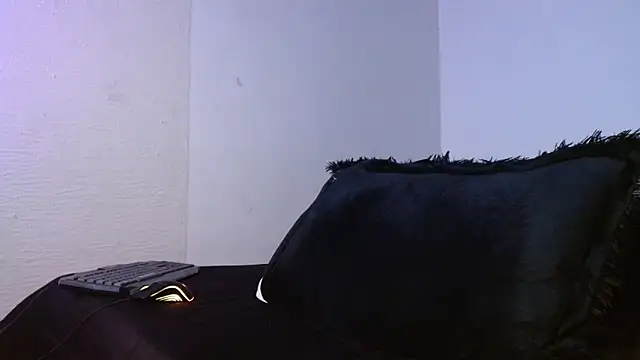 Lliam 2 online show from 09-17-25, 05:53