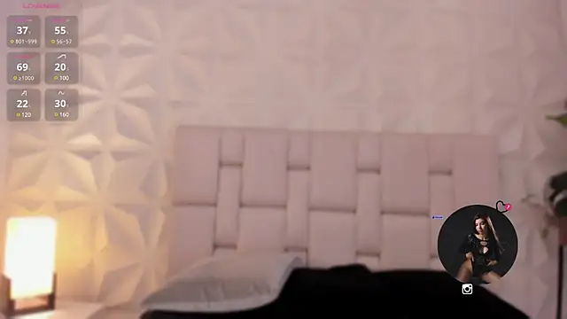 Snapshot of DannaJhonson1 chatting on 02-18-25, 07:41 DannaJhonson1 online show from 02-18-25, 07:41