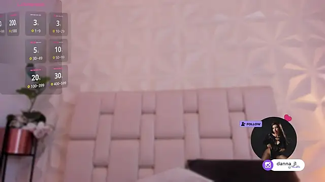 Snapshot of DannaJhonson1 chatting on 02-24-25, 10:58 DannaJhonson1 online show from 02-24-25, 10:58