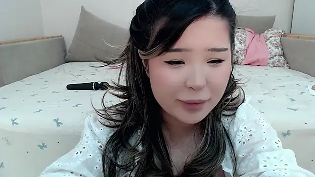 Minamin 20 online show from 05-02-26, 11:21