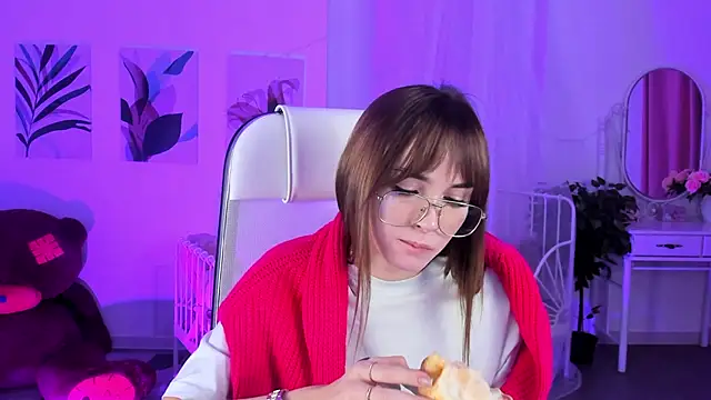 DakotaaJohnnson online show from 01-30-25, 02:36