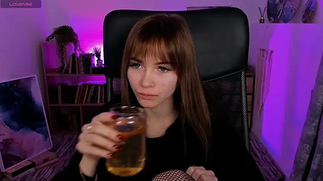 DakotaaJohnnson online show from 02-28-25, 05:26