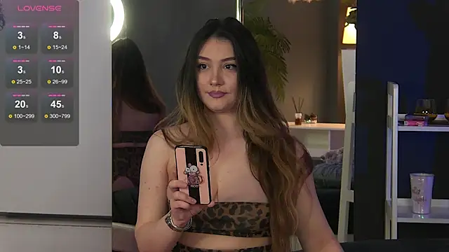 MaddyHeart online show from 01-24-25, 06:14